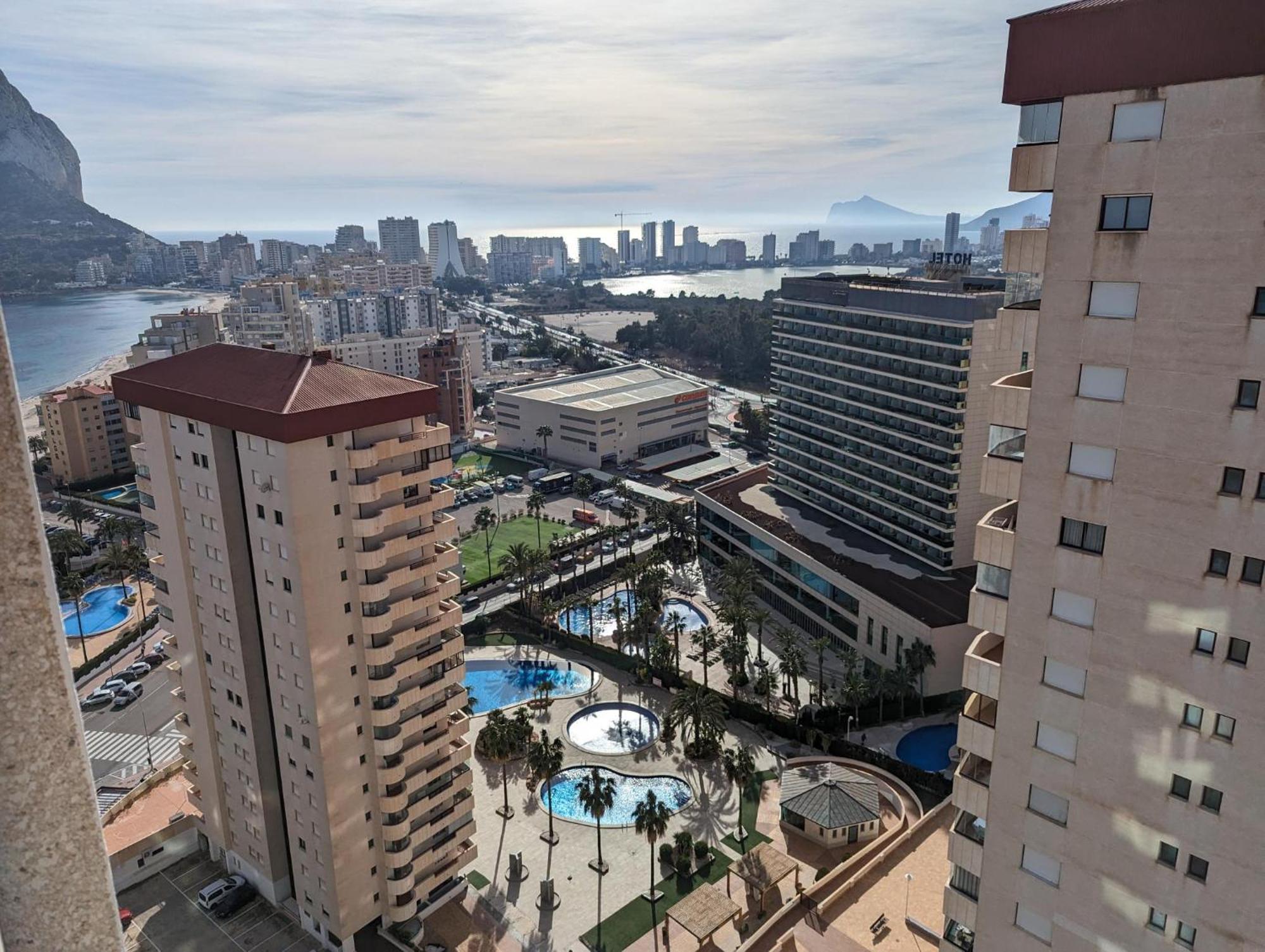 100 M From Fossa Beach In Calpe Zewnętrze zdjęcie